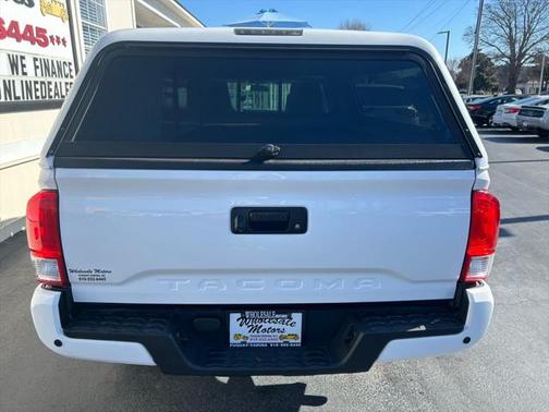 2017 Toyota Tacoma SR5