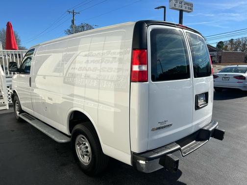 2024 Chevrolet Express 2500 RWD 2500 Regular Wheelbase WT