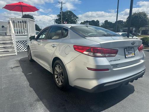 2020 Kia Optima LX