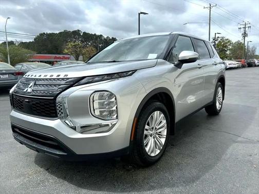 2023 Mitsubishi Outlander ES 2.5 2WD