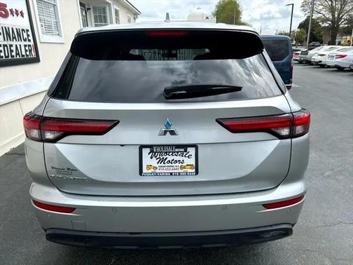 2023 Mitsubishi Outlander ES 2.5 2WD