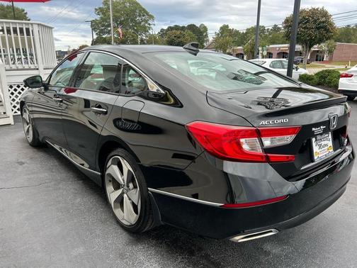 2018 Honda Accord Touring 2.0T