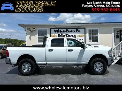2023 RAM 2500 Tradesman Crew Cab 4x4 6'4' Box