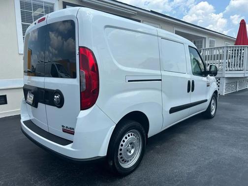 Bright White 2022 RAM ProMaster City Tradesman