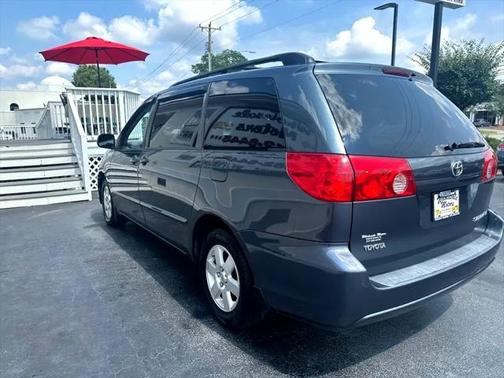 2010 Toyota Sienna CE