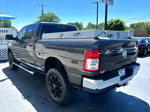 2021 RAM 2500 Tradesman Crew Cab 4x4 6'4' Box