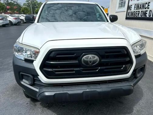2019 Toyota Tacoma SR