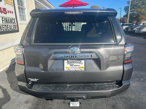 2018 Toyota 4Runner SR5