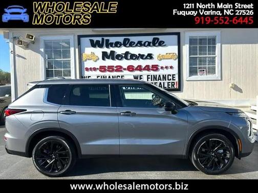 2023 Mitsubishi Outlander SE Black Edition 2WD