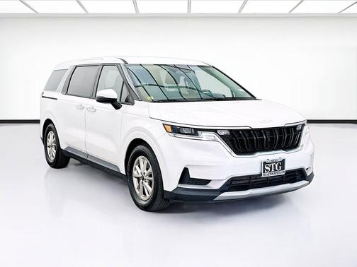 Snow White Pearl 2022 Kia Carnival LX