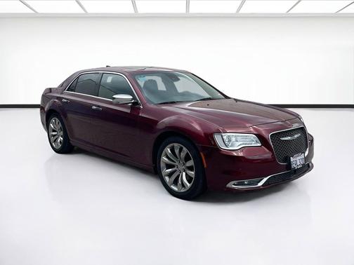 Velvet Red Pearlcoat 2017 Chrysler 300C Base