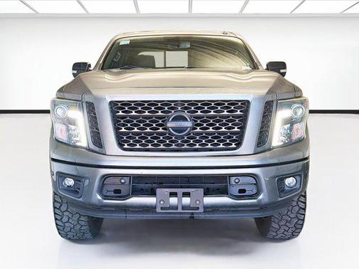 Gun Metallic 2018 Nissan Titan SV