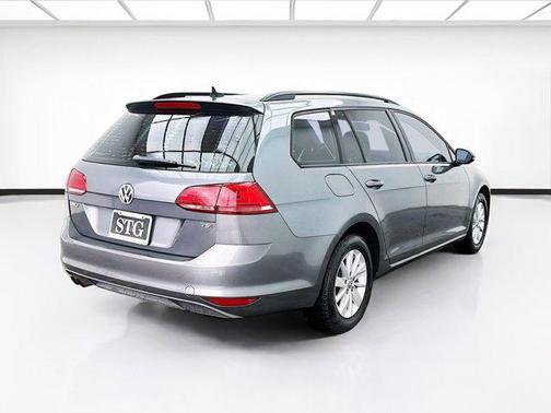 2015 Volkswagen Golf SportWagen TSI S 4-Door
