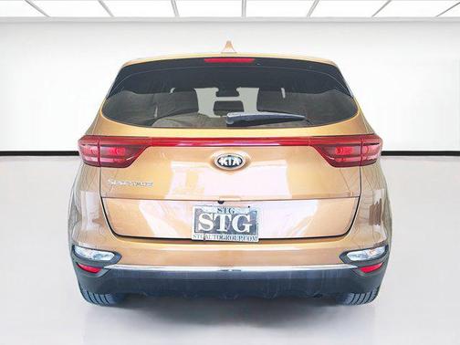 Burnished Copper 2020 Kia Sportage LX