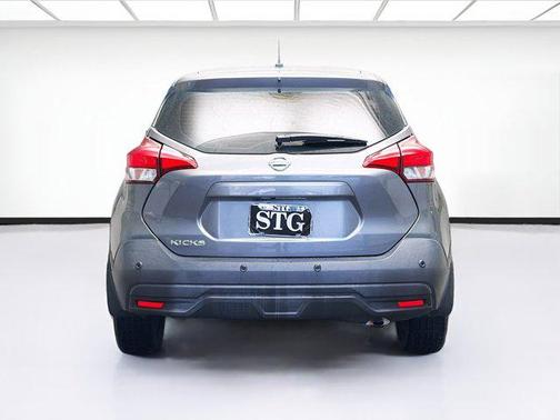 2020 Nissan Kicks S
