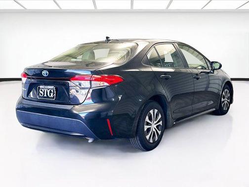 2022 Toyota Corolla Hybrid LE
