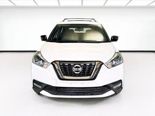 2019 Nissan Kicks SR