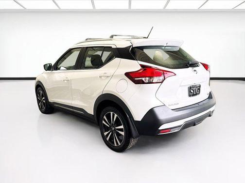 2019 Nissan Kicks SR