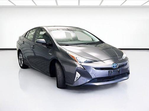 2016 Toyota Prius Four Touring