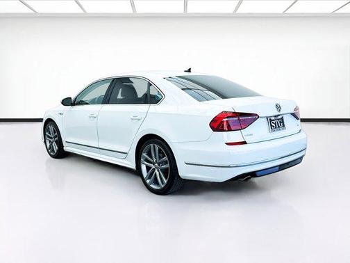 2017 Volkswagen Passat 1.8T R-Line w/Comfort