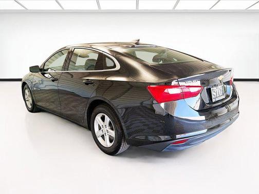 Mosaic Black Metallic 2023 Chevrolet Malibu 1LS