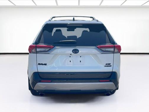 Midnight Black Metallic 2022 Toyota RAV4 Hybrid SE