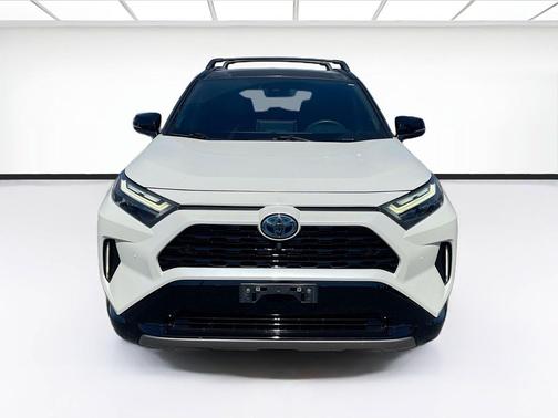 Midnight Black Metallic 2022 Toyota RAV4 Hybrid SE