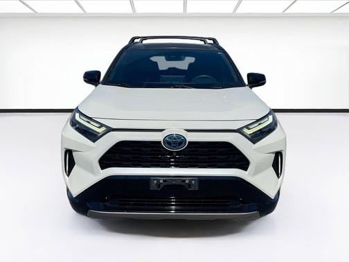 Midnight Black Metallic 2022 Toyota RAV4 Hybrid SE