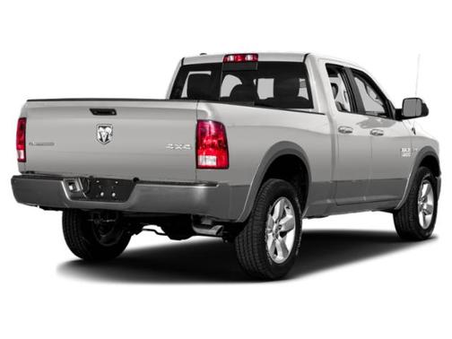 Bright Silver Metallic Clearcoat 2015 RAM 1500 SLT