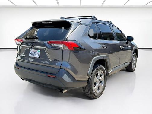 Magnetic Gray Metallic 2022 Toyota RAV4 XLE