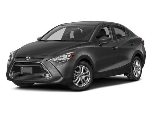 Chromium 2018 Toyota Yaris iA Base