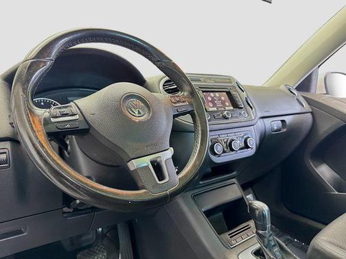 2012 Volkswagen Tiguan SE
