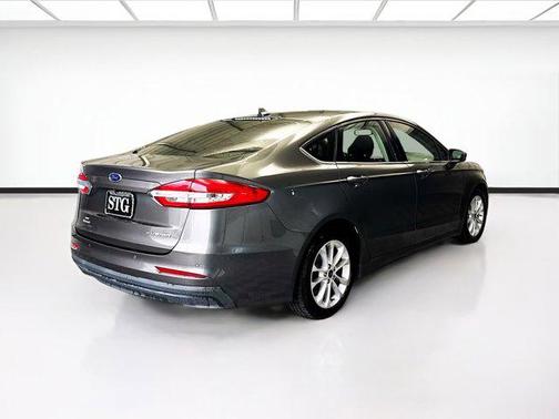 2020 Ford Fusion Hybrid SE