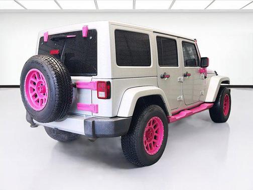 2012 Jeep Wrangler Unlimited Sahara