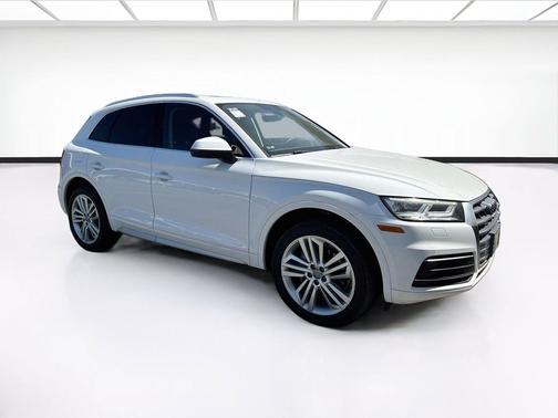 Ibis White 2018 Audi Q5 2.0T Premium Plus