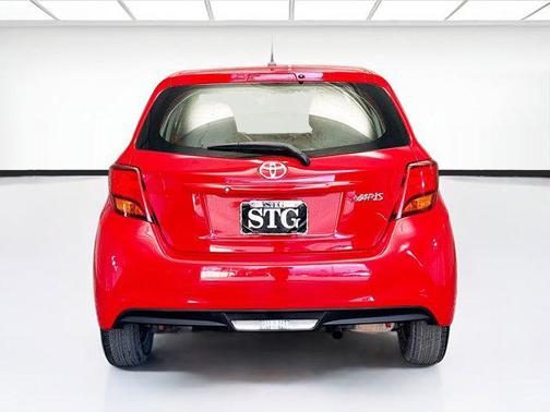 2015 Toyota Yaris L