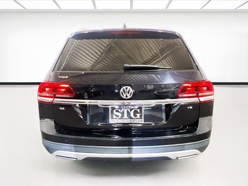 Deep Black 2019 Volkswagen Atlas 3.6L SE