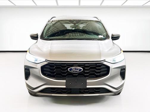 Silver Metallic 2024 Ford Escape ST-Line