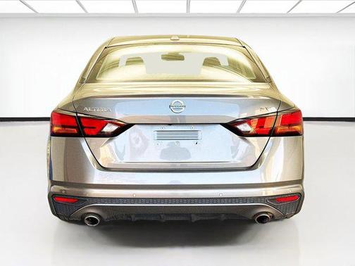 2020 Nissan Altima 2.5 SV