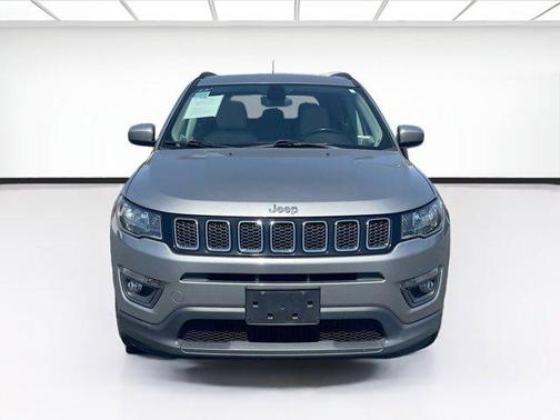 Billet Silver Metallic Clearcoat 2019 Jeep Compass Latitude