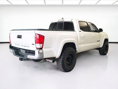 Super White 2017 Toyota Tacoma SR5