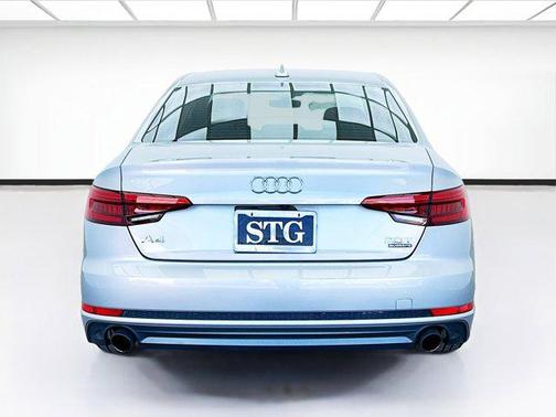 2017 Audi A4 Season of Audi Premium