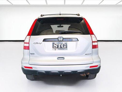 Silver 2011 Honda CR-V SE