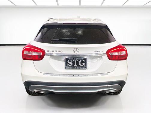 Cirrus White 2016 Mercedes-Benz GLA-Class 4MATIC