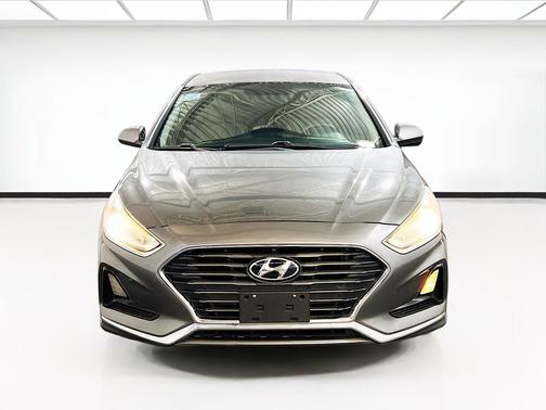 Machine Gray 2019 Hyundai SONATA SE