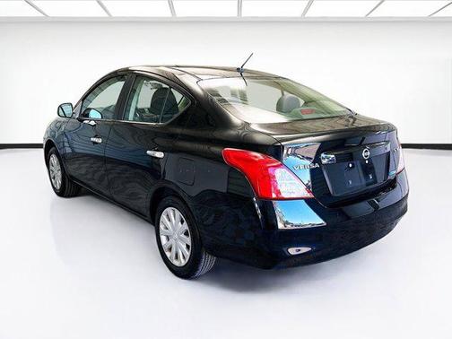2012 Nissan Versa 1.6 S