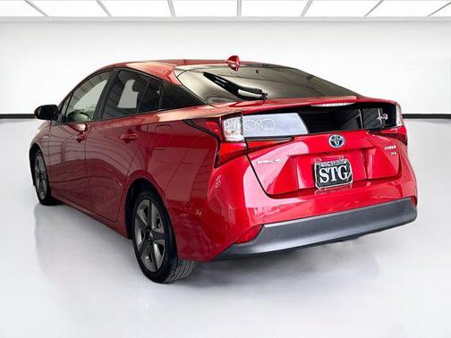 2022 Toyota Prius XLE