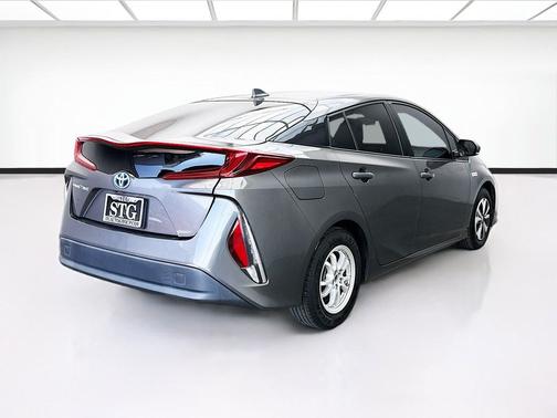Magnetic Gray Metallic 2019 Toyota Prius Prime Premium