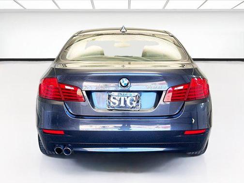 2016 BMW 528 528i