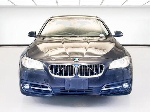 2016 BMW 528 528i